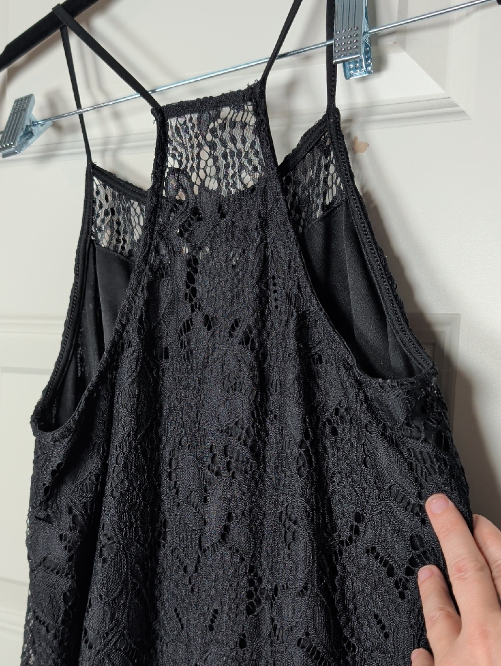 Black Lace Camisole Tank Top - Women - Picture 6 of 7